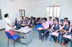 KV School of Nursing Students Learning
