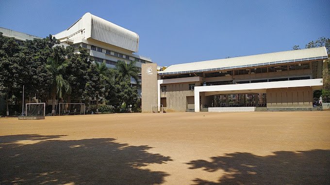CMR Institute of Technology Bangalore campus, a vibrant hub for learning and innovation.