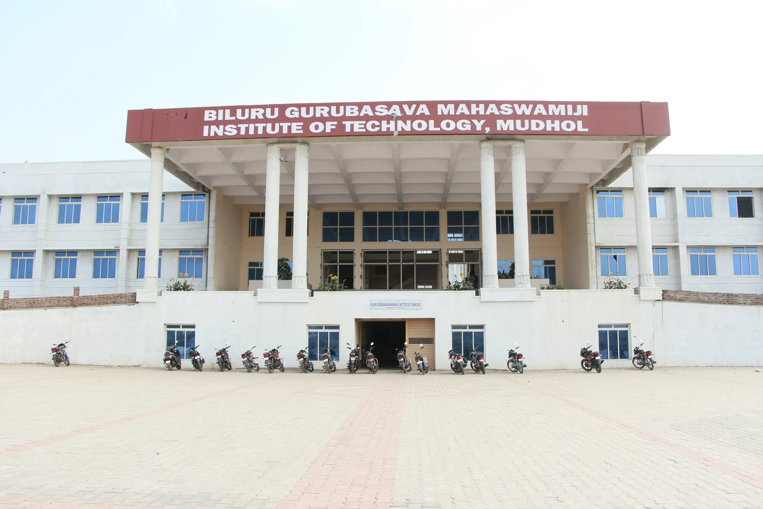 Biluru Gurubasava Mahaswamiji Institute of Technology Mudhol